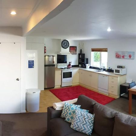 Central Cozy House - 10 Min Walk To Town クイーンズタウン エクステリア 写真