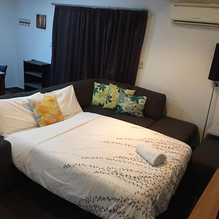 Central Cozy House - 10 Min Walk To Town クイーンズタウン エクステリア 写真